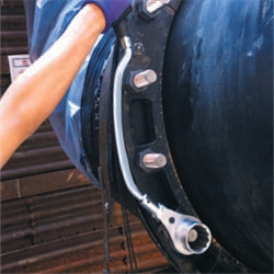 水道本管用弓形トルクレンチ（単能型） - トップ工業株式会社ウェブサイト